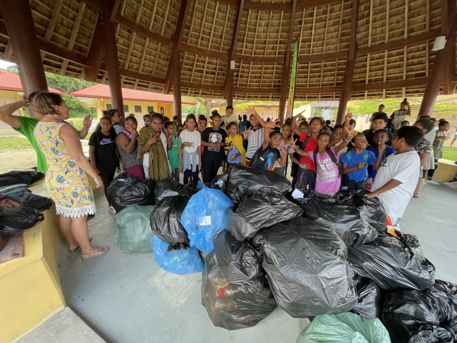 Une semaine de tri des déchets pour les élèves d’Ouvéa
